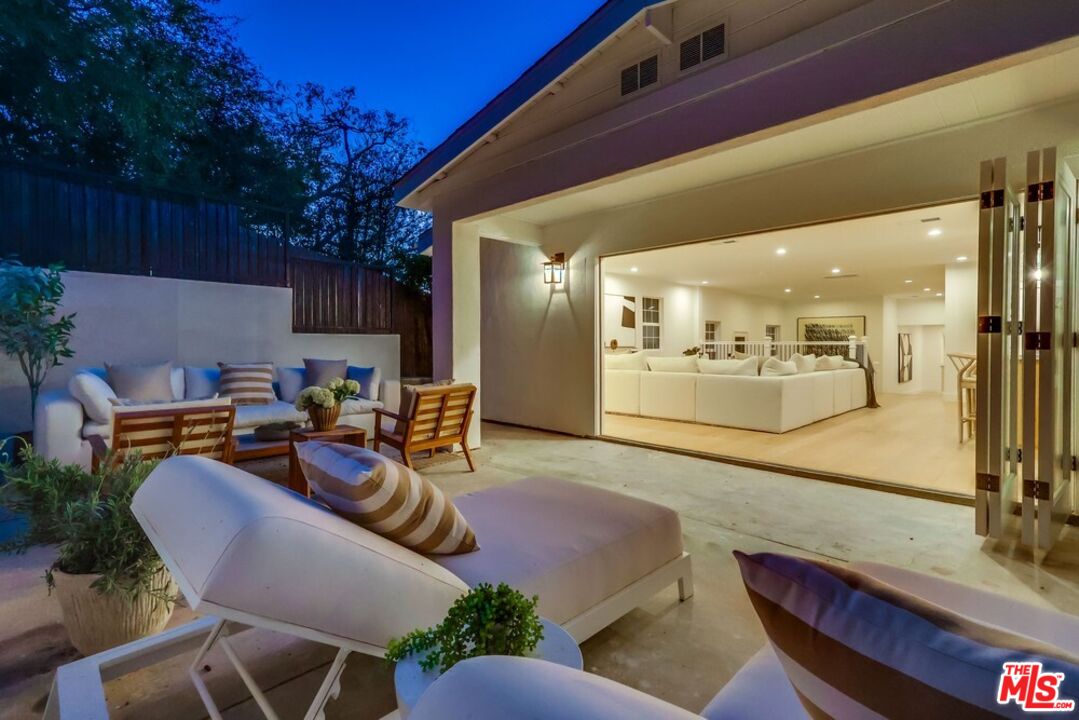 10436 Cheviot Dr