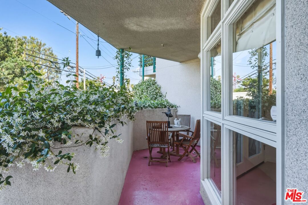 2115 3rd St Unit: 102