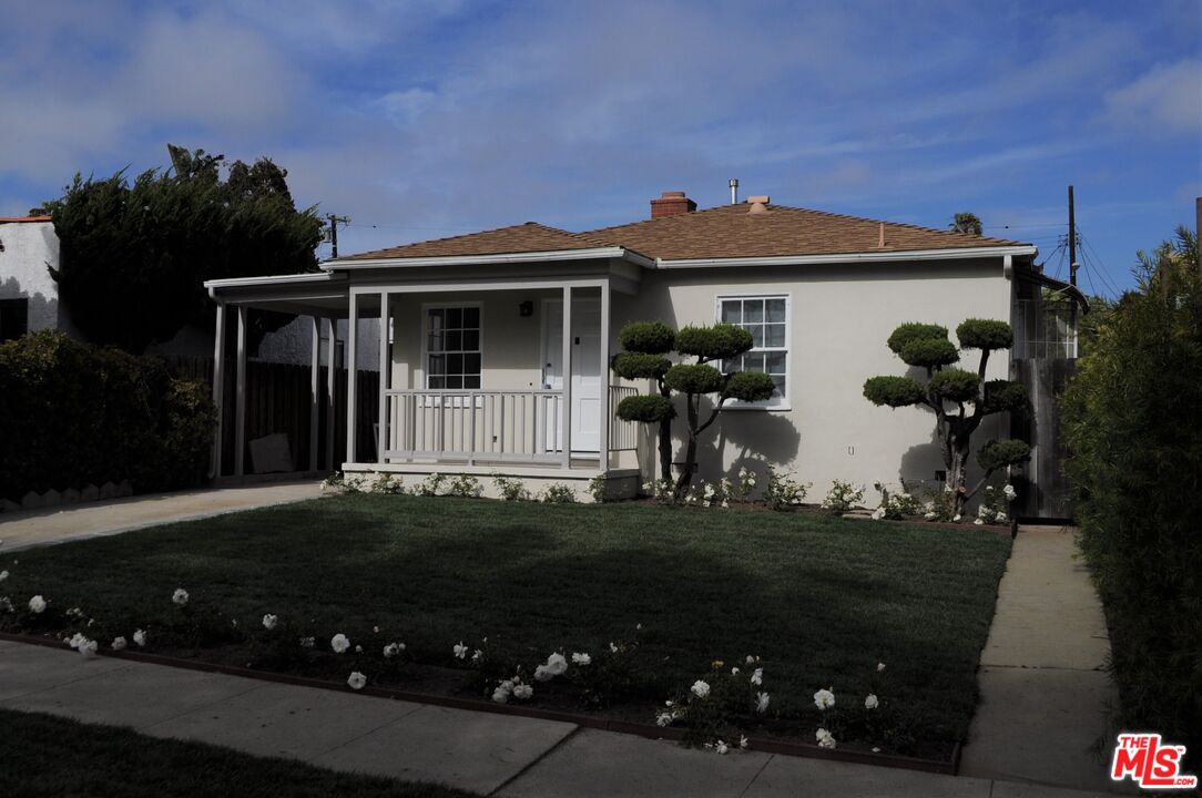 1756 S Carmelina Ave