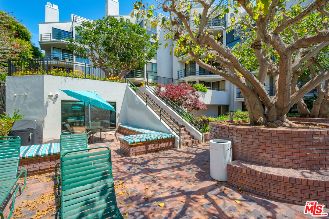 2920 Neilson Way Unit: 306
