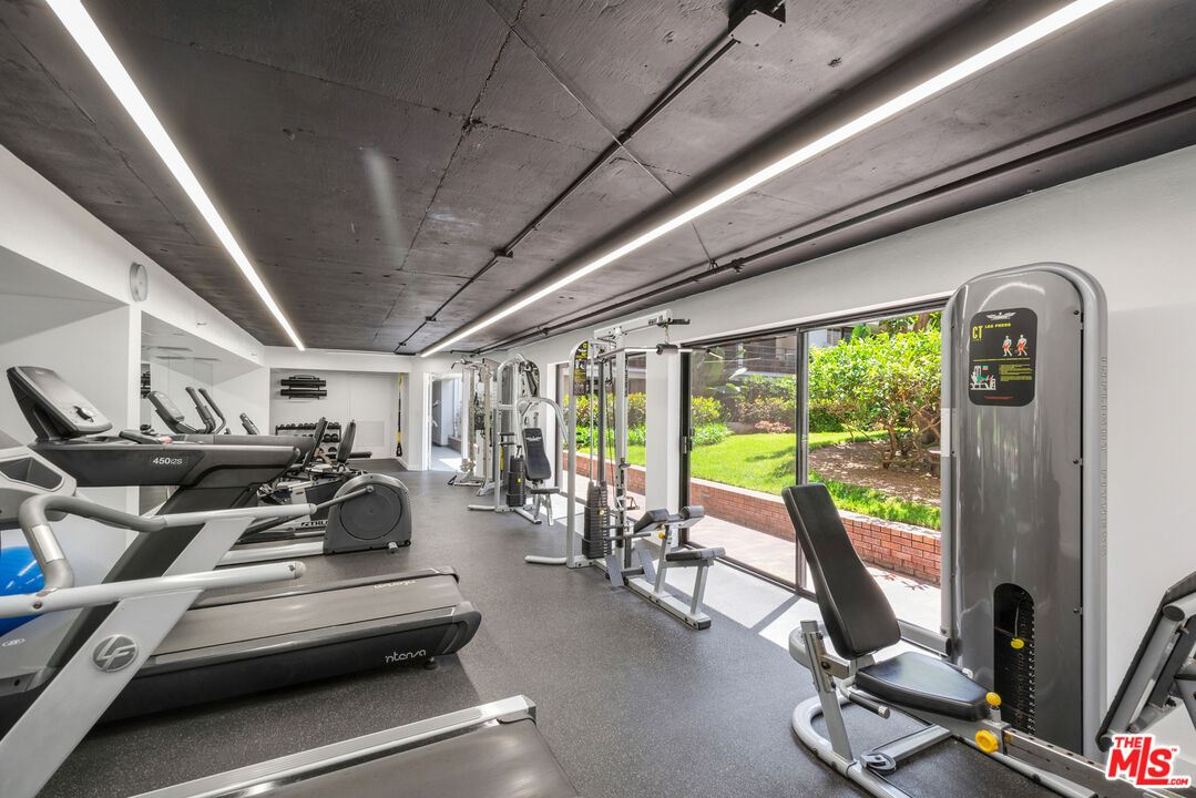 2920 Neilson Way Unit: 306