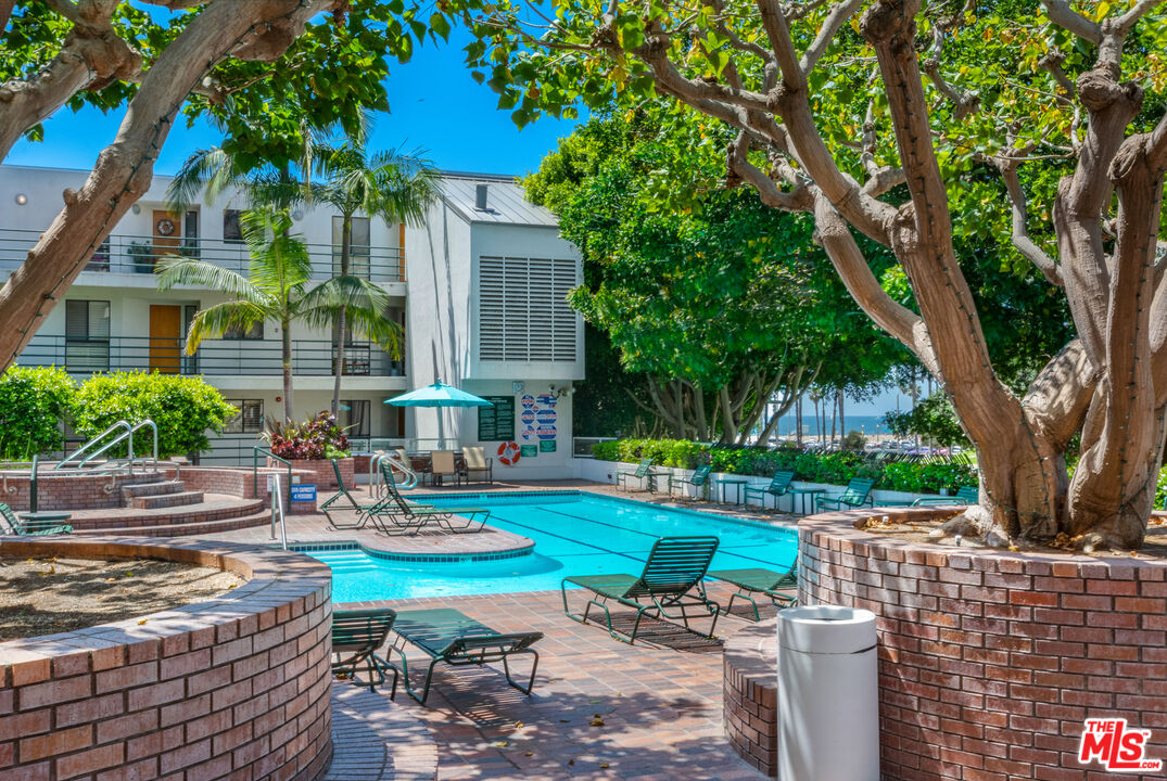 2920 Neilson Way Unit: 306