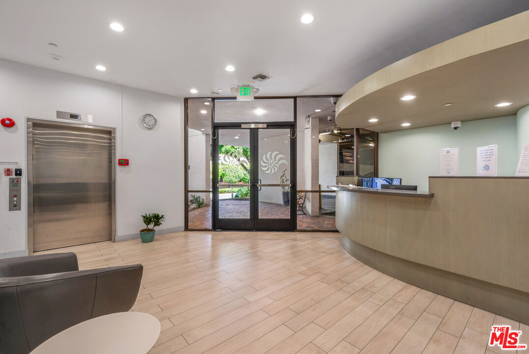 2920 Neilson Way Unit: 306