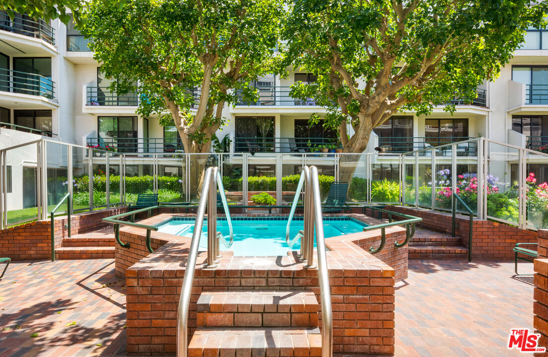 2920 Neilson Way Unit: 306