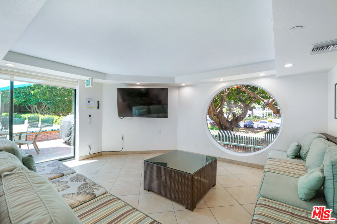 2920 Neilson Way Unit: 306