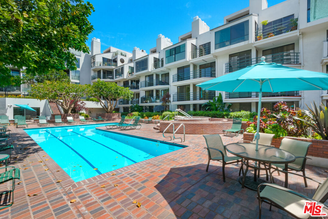 2920 Neilson Way Unit: 306