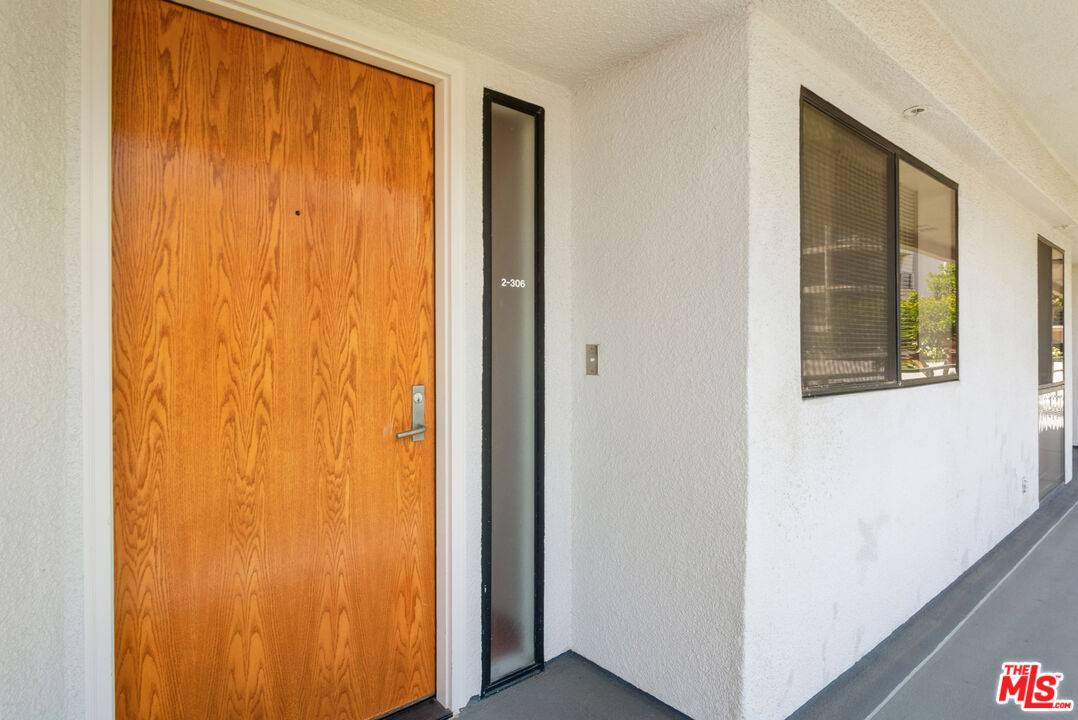 2920 Neilson Way Unit: 306
