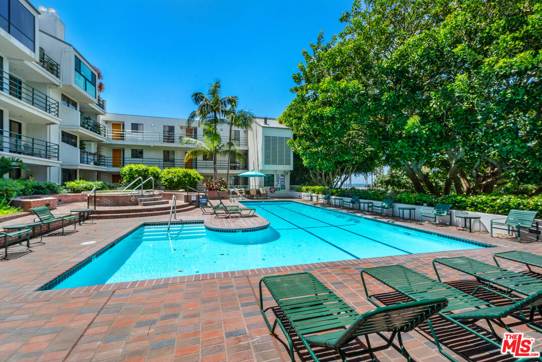 2920 Neilson Way Unit: 306