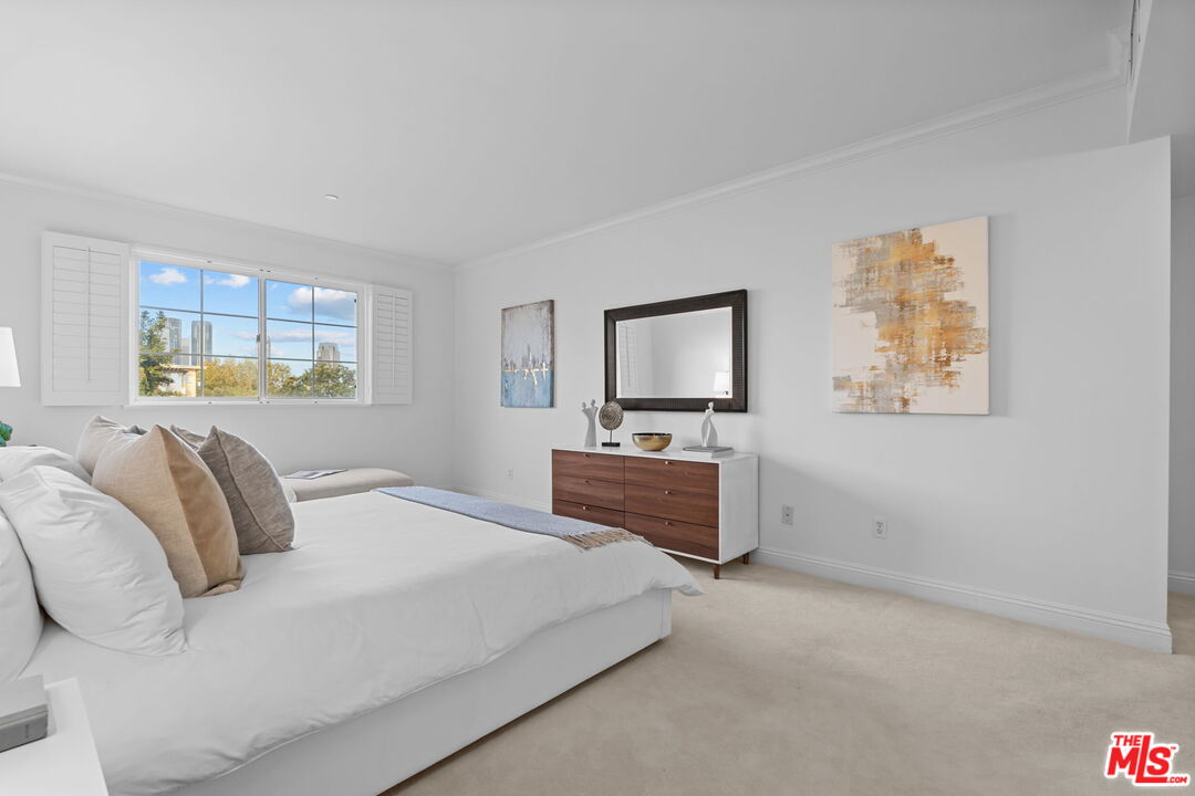 1830 Pelham Ave Unit: 301