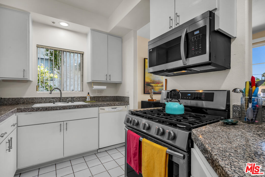 3613 Glendon Ave Unit: 101