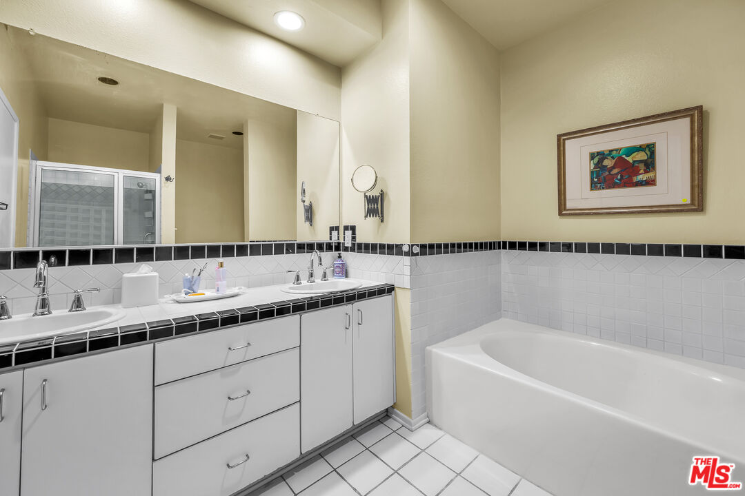 3613 Glendon Ave Unit: 101