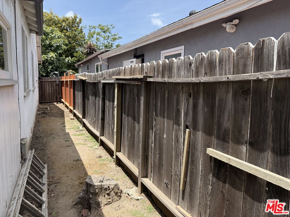 2634 Butler Ave