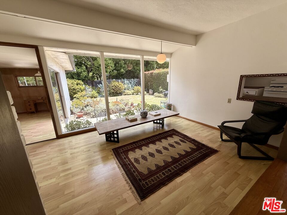 2634 Butler Ave