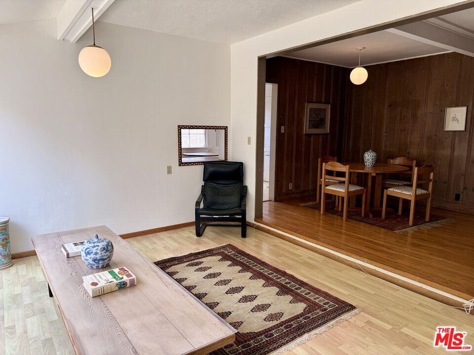 2634 Butler Ave