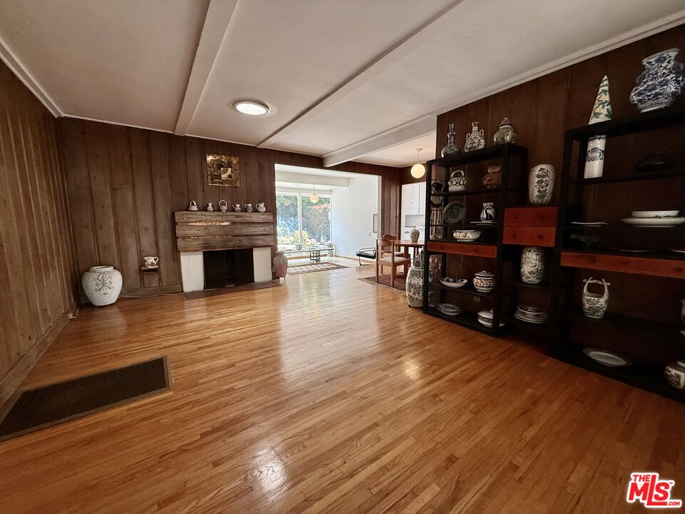 2634 Butler Ave