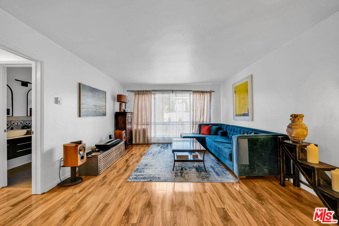 6199 Canterbury Dr Unit: 102