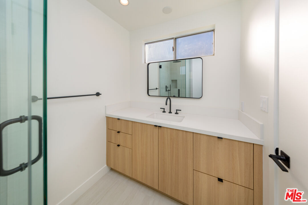 610 N Orlando AVE Unit: 301