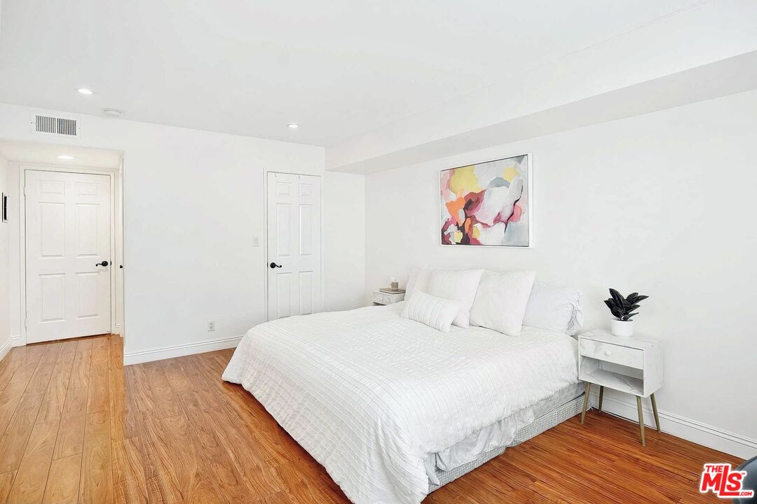 1215 Brockton Ave Unit: 203