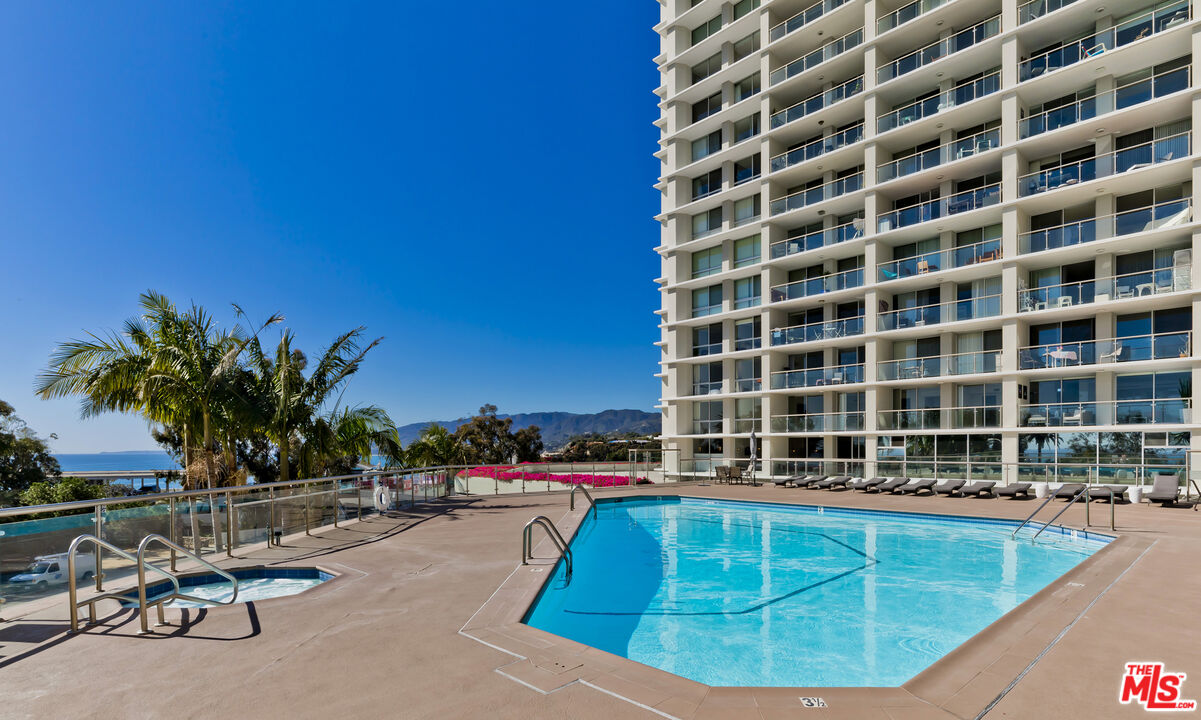 201 Ocean Ave Unit: 909B