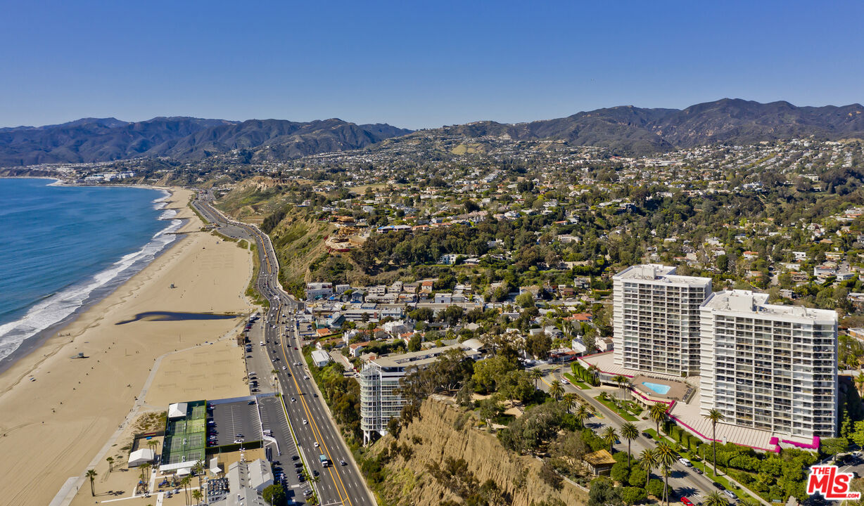 201 Ocean Ave Unit: 909B