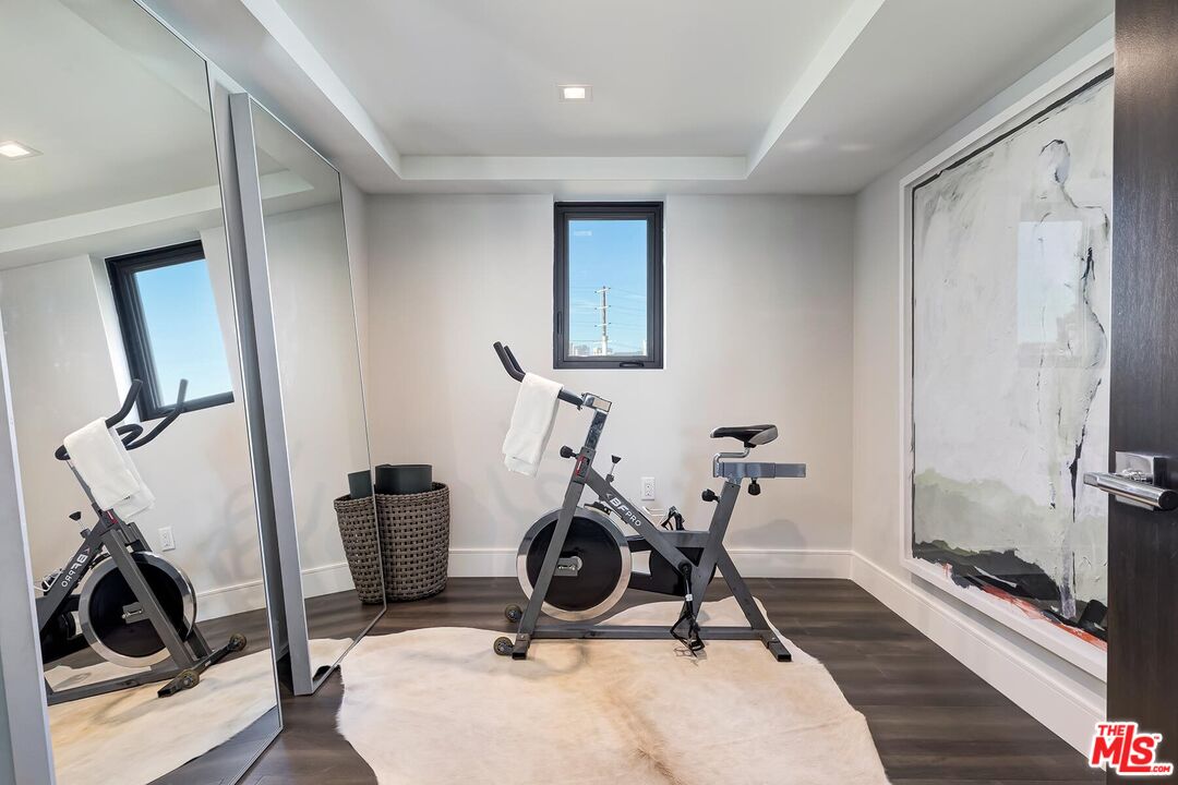 1839 Pandora Ave Unit: PH