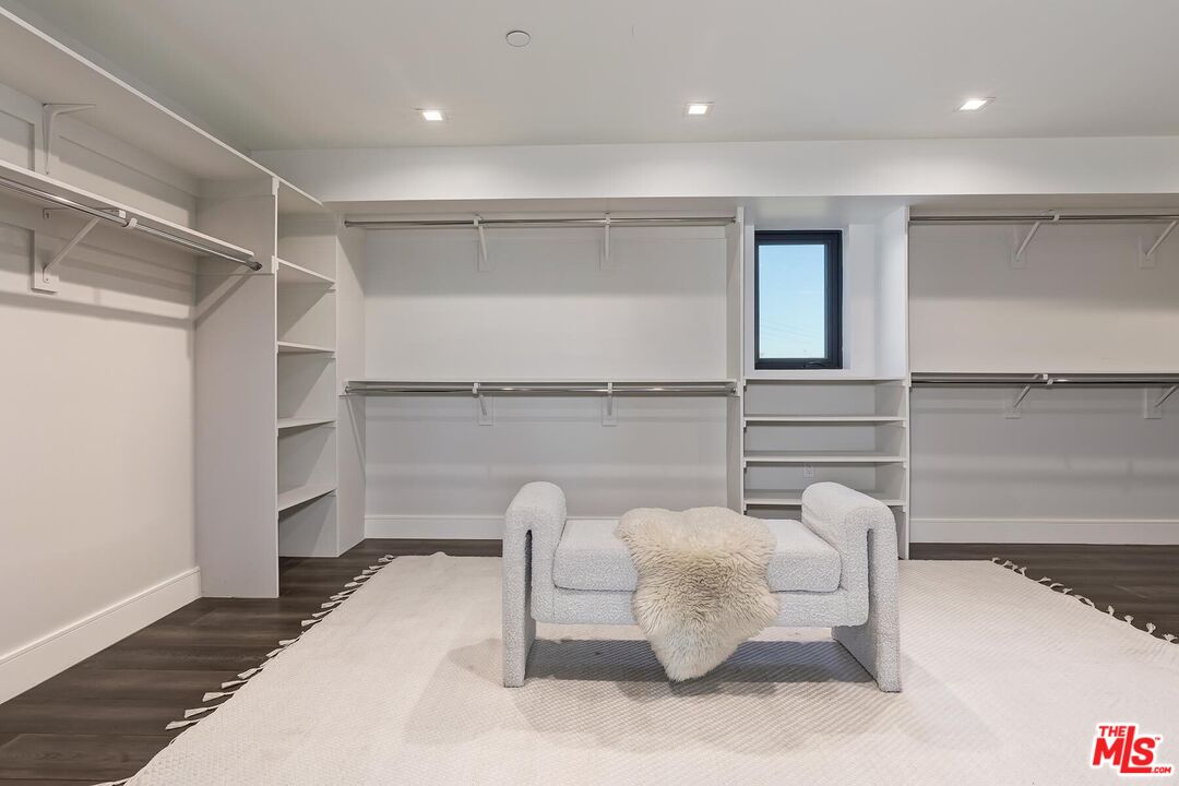 1839 Pandora Ave Unit: PH