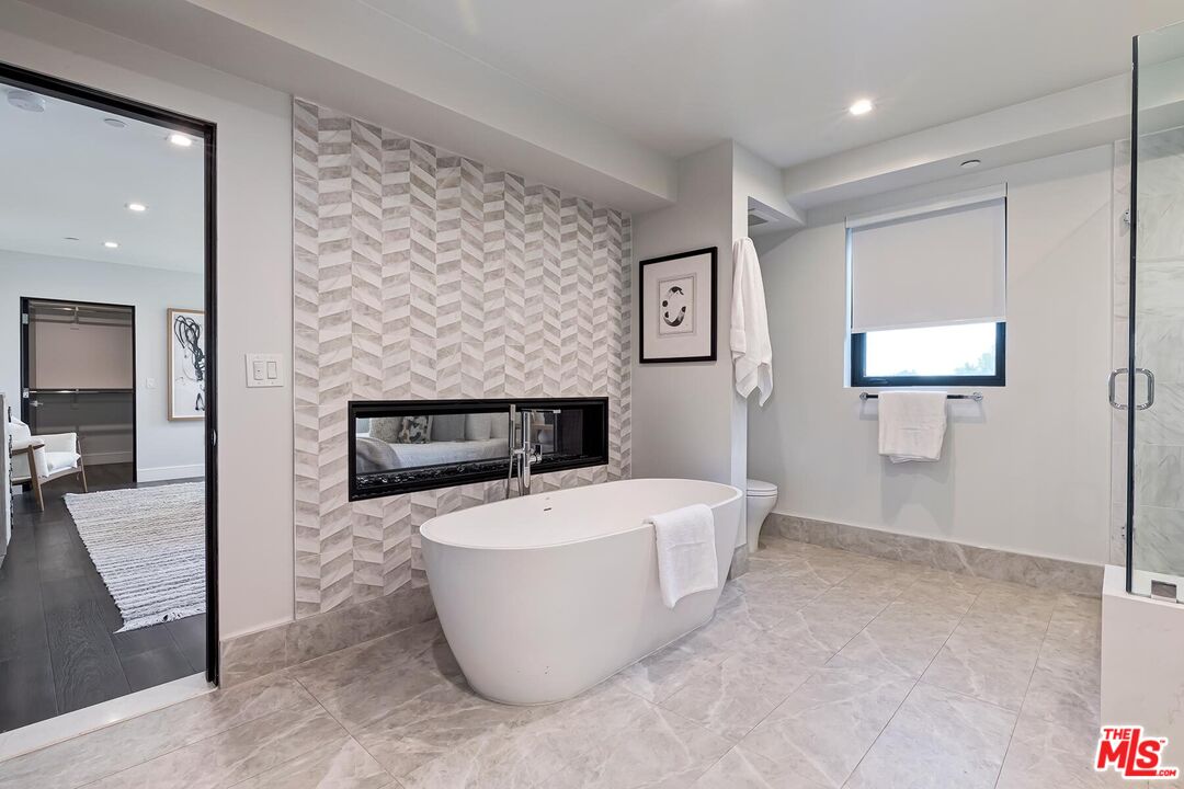 1839 Pandora Ave Unit: PH