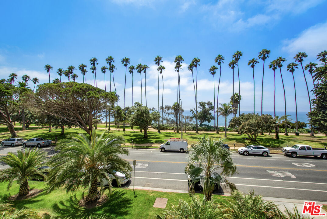 515 Ocean Ave Unit: 402S