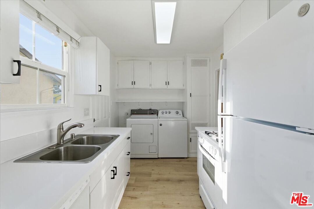 2513 190Th St Unit: B