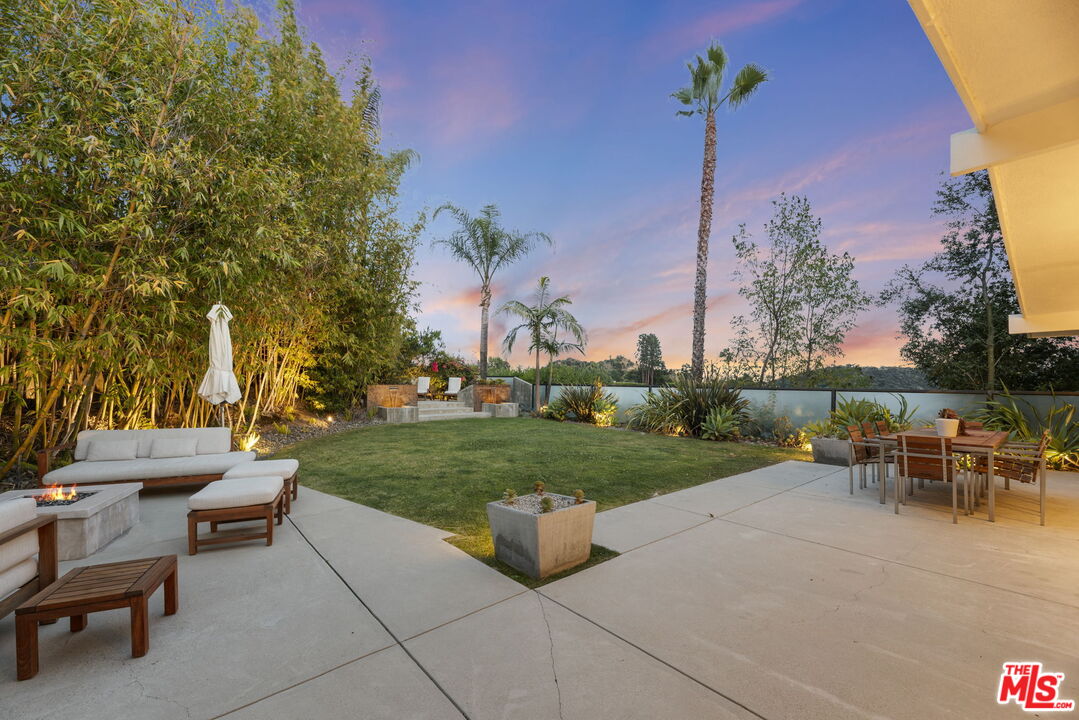8410 Edwin Dr