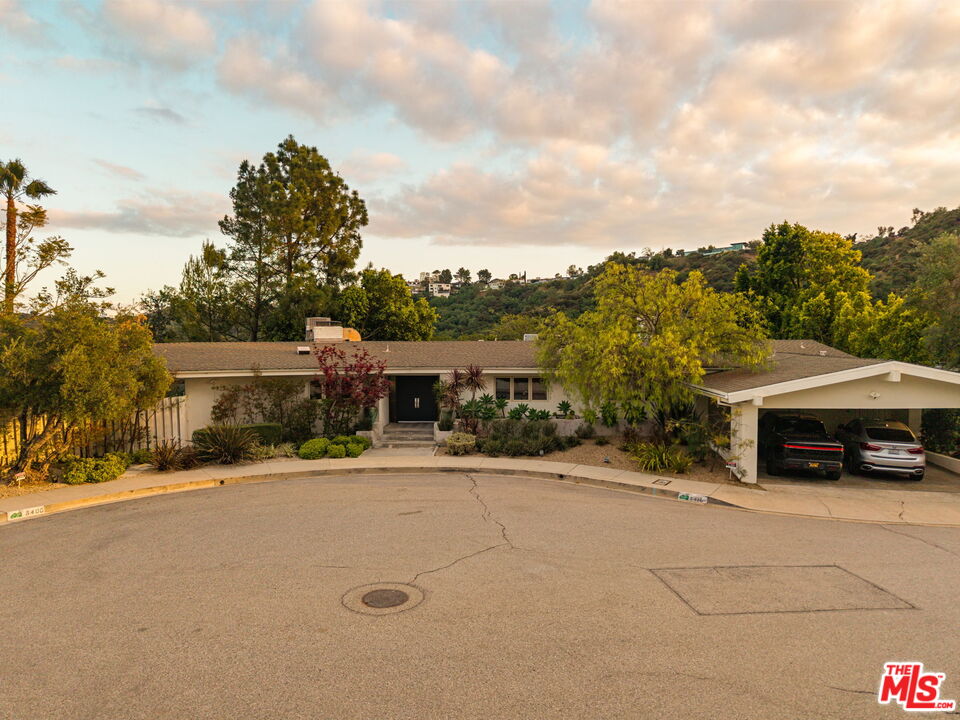 8410 Edwin Dr
