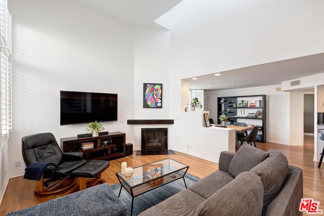 10608 Wilkins Ave Unit: 303