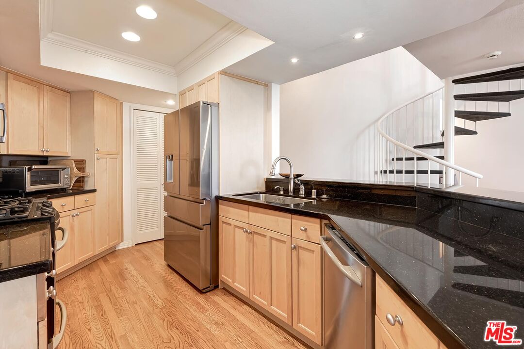 10608 Wilkins Ave Unit: 303