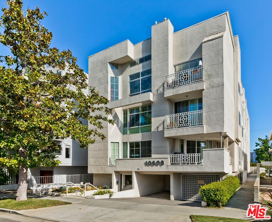 10608 Wilkins Ave Unit: 303