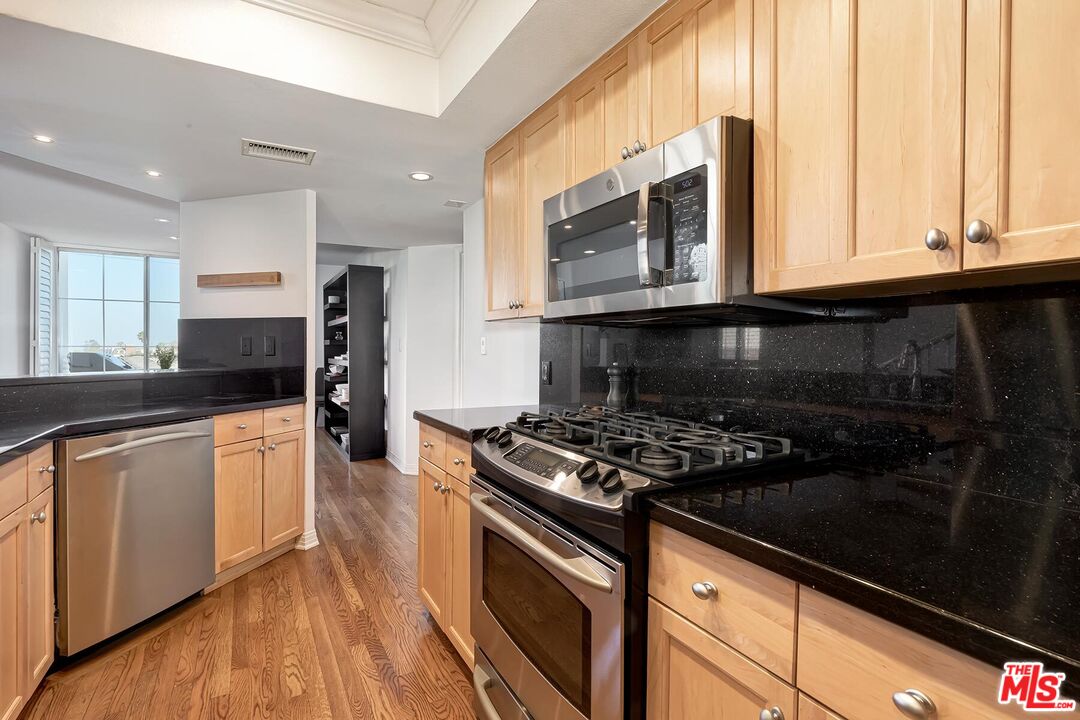 10608 Wilkins Ave Unit: 303