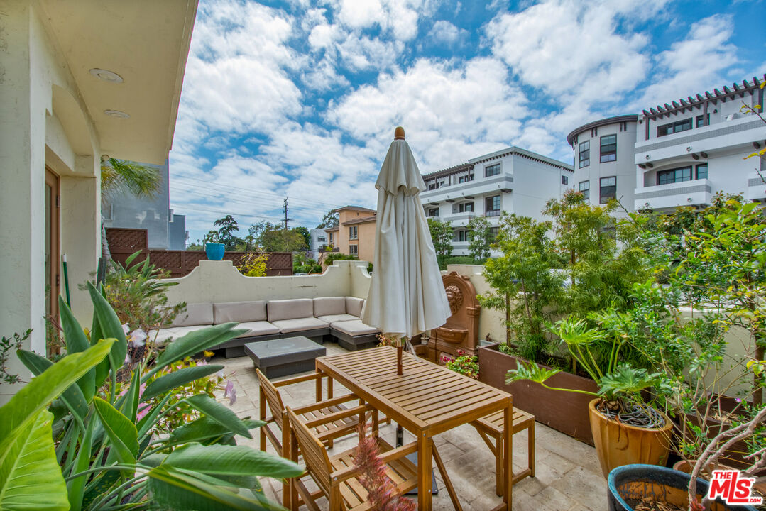 11838 Kiowa Ave Unit: 101
