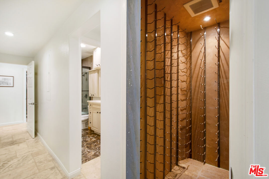 11838 Kiowa Ave Unit: 101