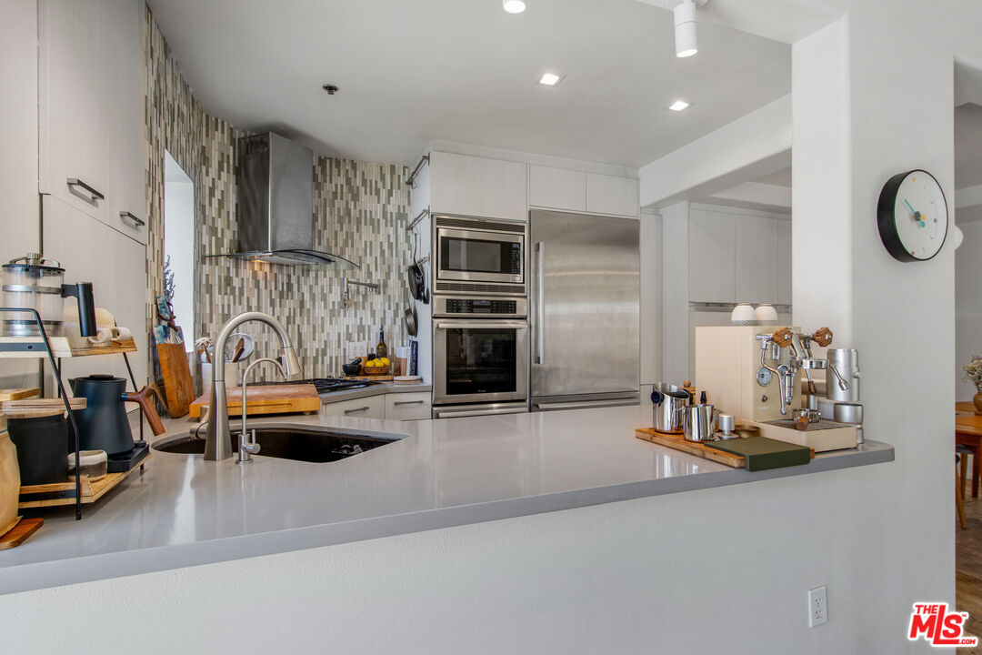 11838 Kiowa Ave Unit: 101