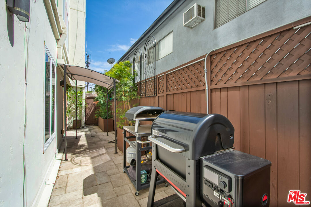 11838 Kiowa Ave Unit: 101