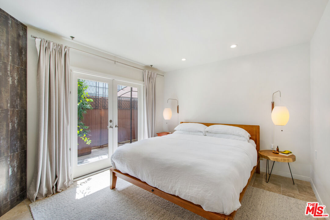 11838 Kiowa Ave Unit: 101