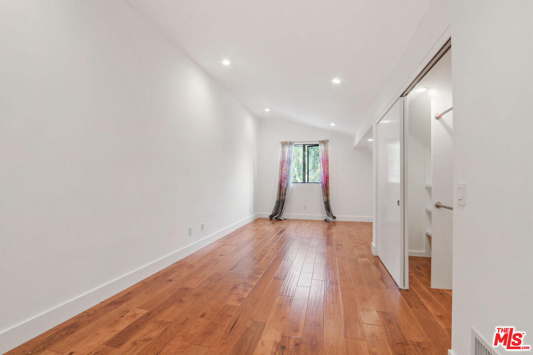 3004 Glenn Ave