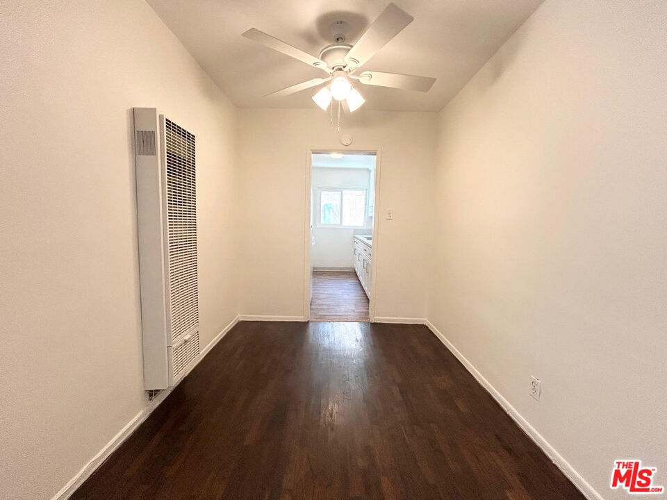 1146 N Formosa Ave Unit: 8