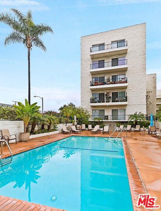 1115 S Elm Dr Unit: 411