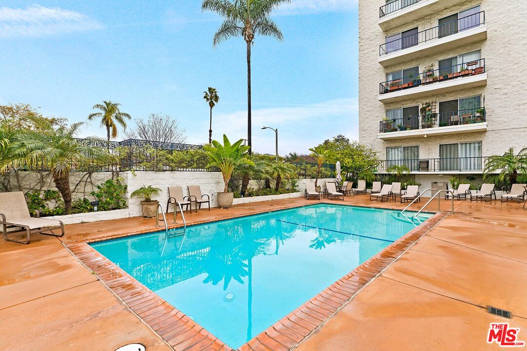 1115 S Elm Dr Unit: 411