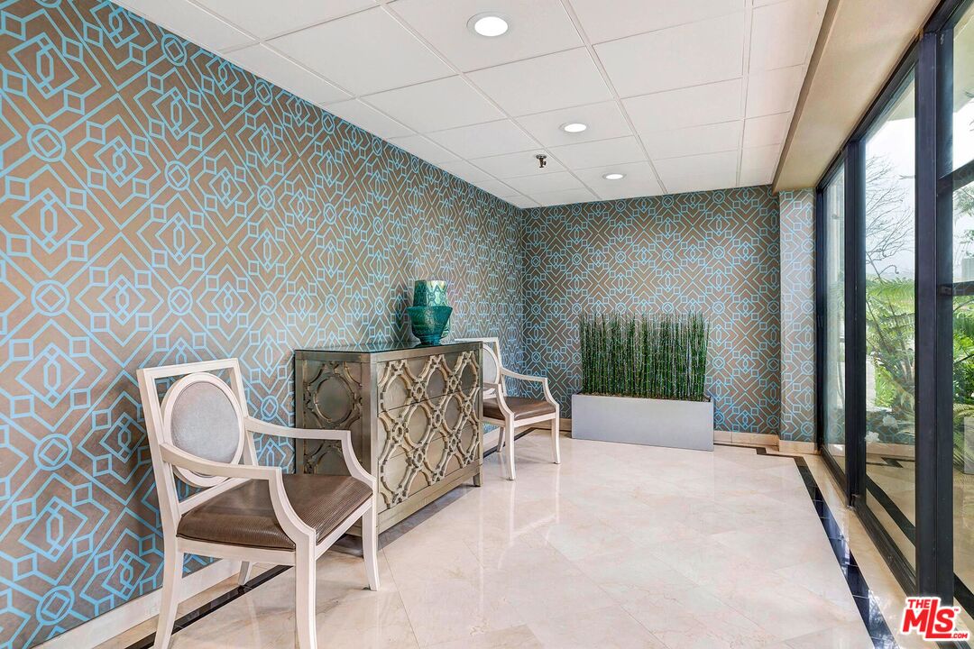 1115 S Elm Dr Unit: 411