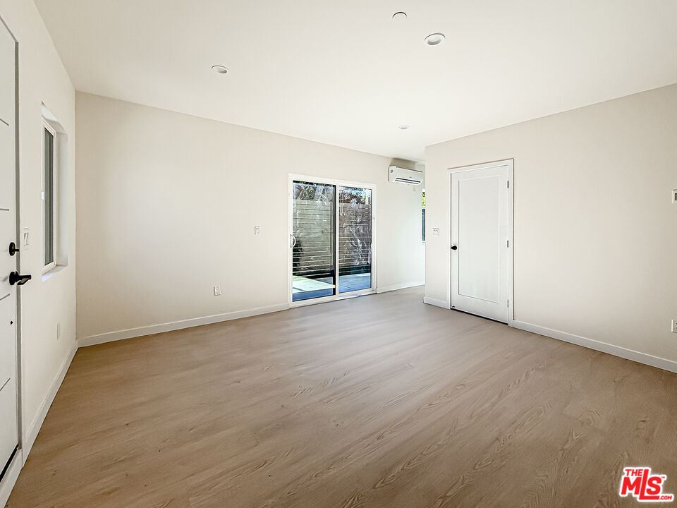 2619 Veteran Ave.
