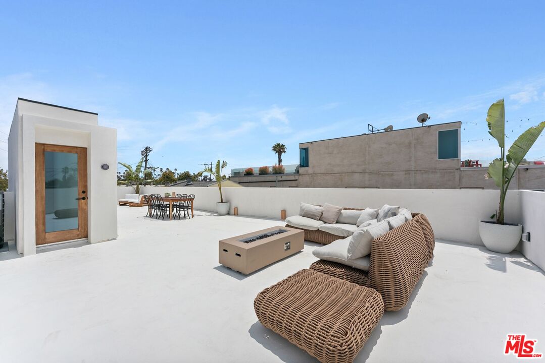 1706 Abbot Kinney Blvd