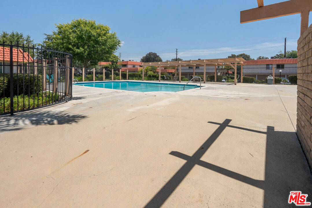 22828 Mesa Way Unit: 4