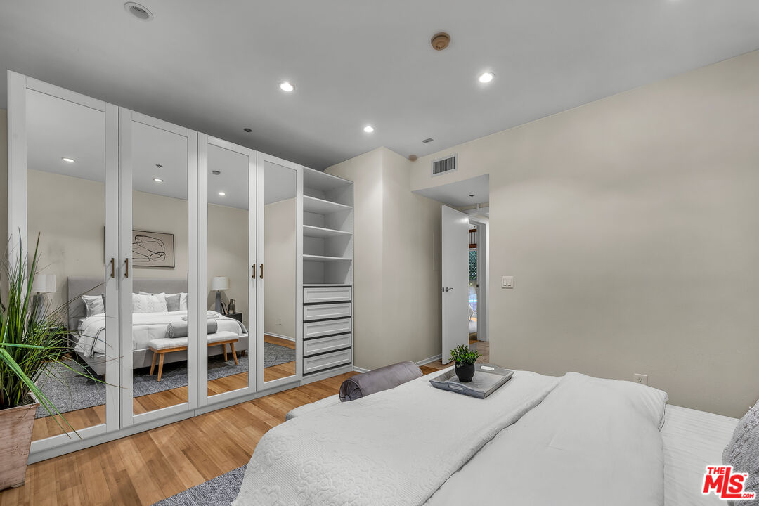10664 Wilkins Ave Unit: 202