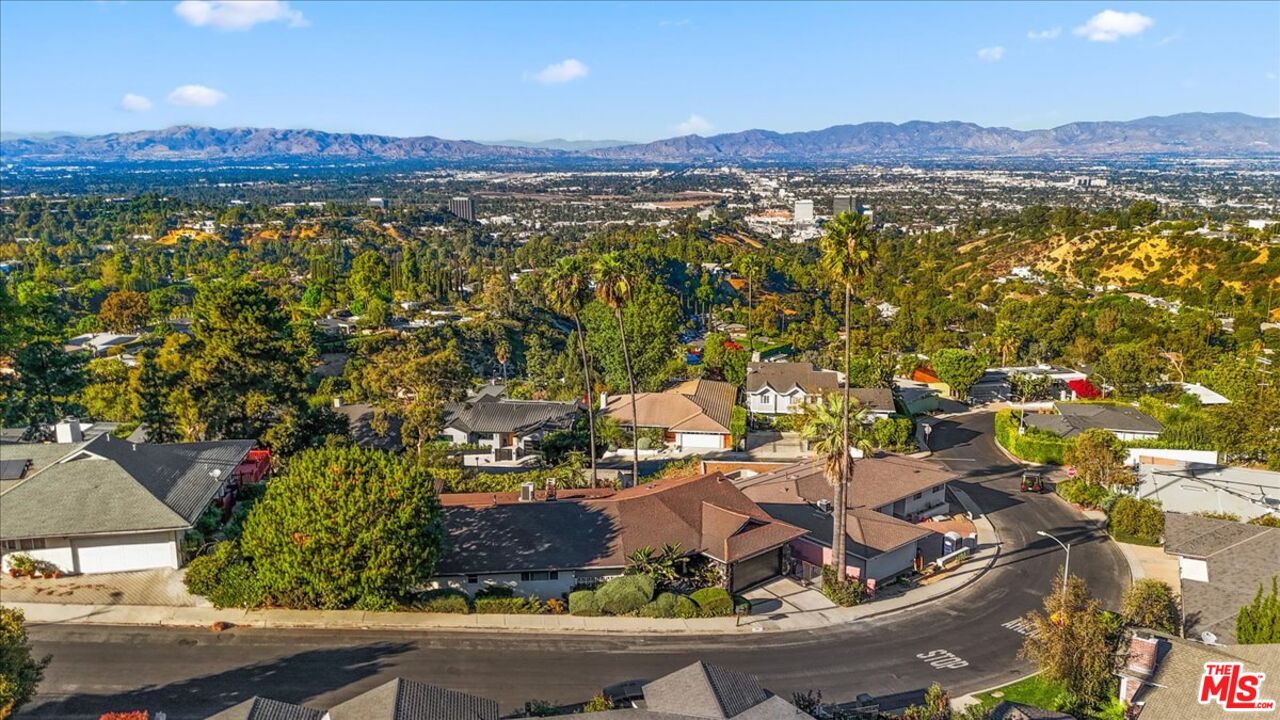 15451 Longbow Dr